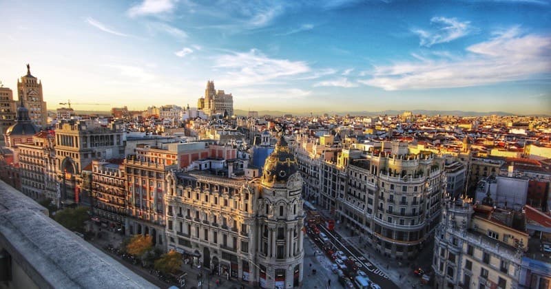 Why Spain Is Increasingly Popular with Canadian Expats